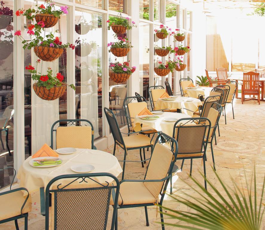 Hotel Villa Adriatica - Adults Only Supetar Exterior photo