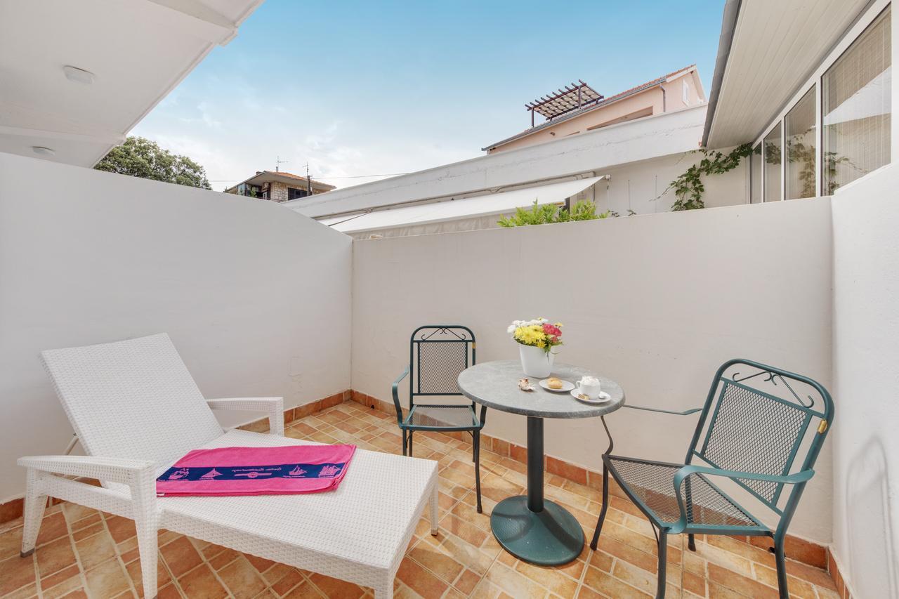 Hotel Villa Adriatica - Adults Only Supetar Exterior photo